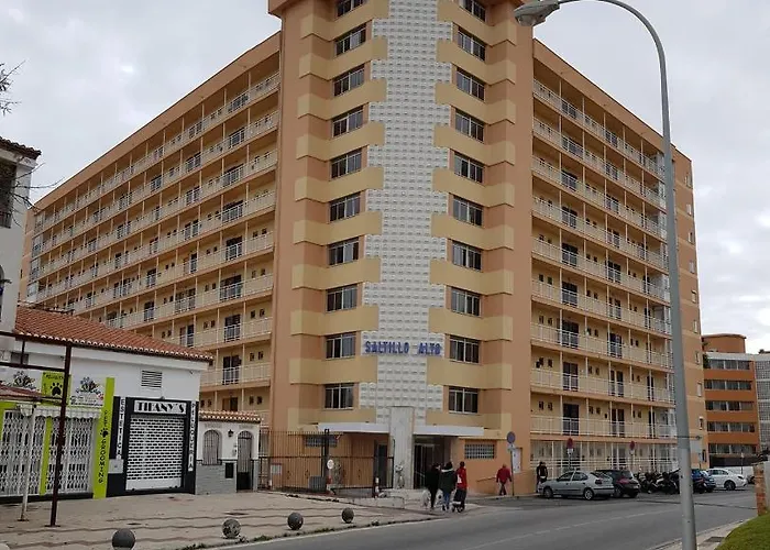 Torre Saltillo Τορρεμολίνος